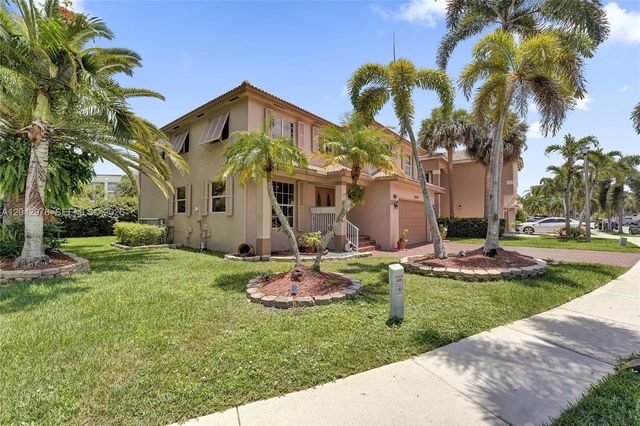 16091 La Costa Drive, Weston, FL 33326