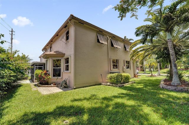 16091 La Costa Drive, Weston, FL 33326