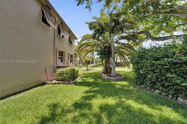16091 La Costa Drive, Weston, FL 33326