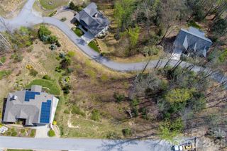 R5 Curtain Bluff, Hendersonville, NC 28791