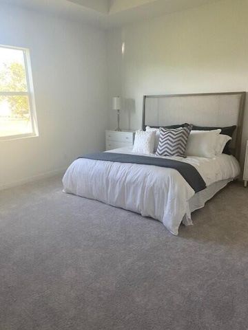 1121 Haywagon Trail, Loxahatchee, FL 33470