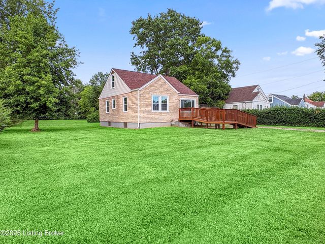 6215 Fox Ave, Louisville, KY 40272