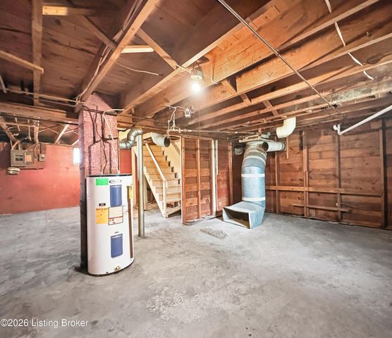 6215 Fox Ave, Louisville, KY 40272