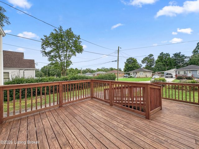 6215 Fox Ave, Louisville, KY 40272