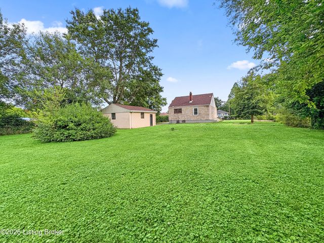 6215 Fox Ave, Louisville, KY 40272