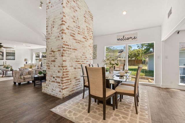 1523 Bamwick Drive, Houston, TX 77090