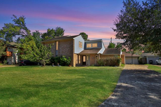 1523 Bamwick Drive, Houston, TX 77090