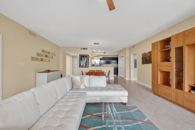 550 Okeechobee Boulevard 423, West Palm Beach, FL 33401