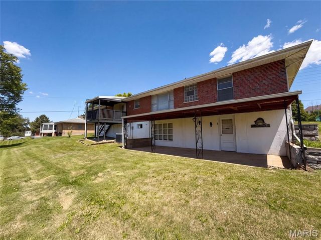 9641 Halls Ferry Road, St Louis, MO 63136
