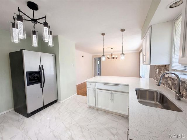 9641 Halls Ferry Road, St Louis, MO 63136