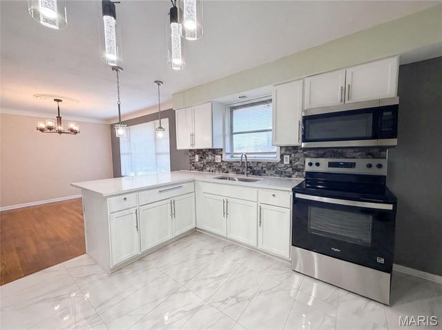 9641 Halls Ferry Road, St Louis, MO 63136