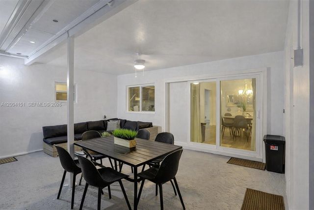 1426 Coolidge St, Hollywood, FL 33020