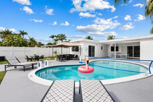 1426 Coolidge St, Hollywood, FL 33020