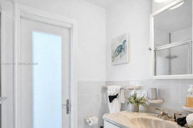 1426 Coolidge St, Hollywood, FL 33020