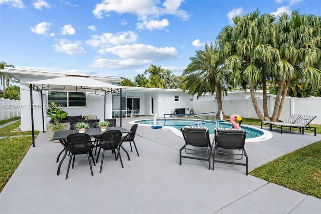 1426 Coolidge St, Hollywood, FL 33020