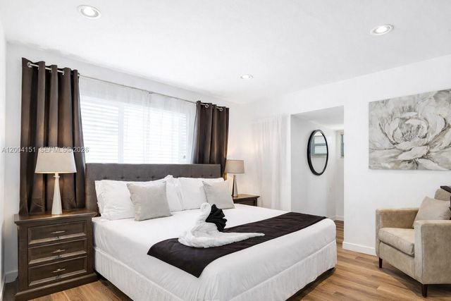 1426 Coolidge St, Hollywood, FL 33020