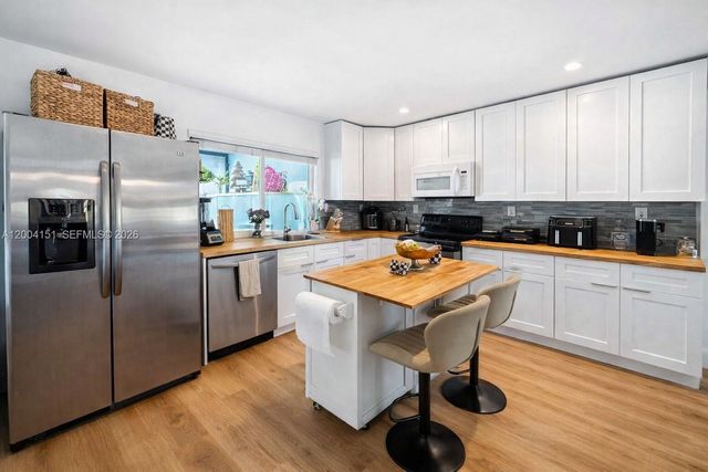 1426 Coolidge St, Hollywood, FL 33020