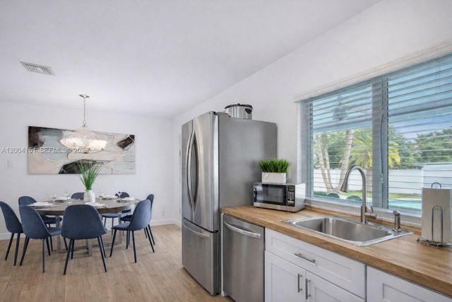 1426 Coolidge St, Hollywood, FL 33020