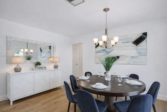 1426 Coolidge St, Hollywood, FL 33020