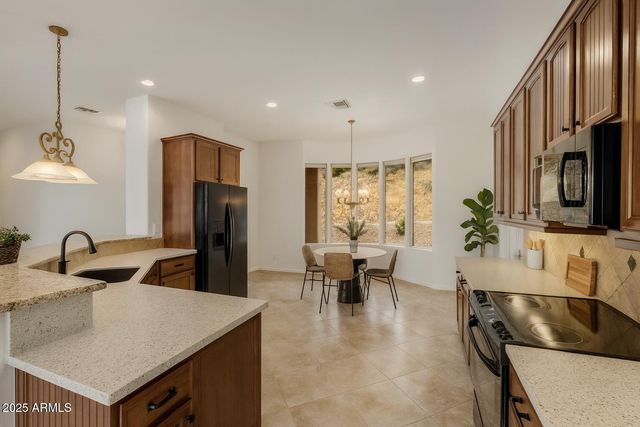 18685 E AGUA Vista, Black Canyon City, AZ 85324