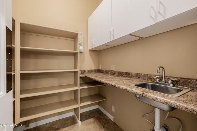 18685 E AGUA Vista, Black Canyon City, AZ 85324