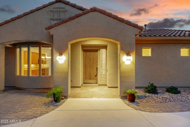 18685 E AGUA Vista, Black Canyon City, AZ 85324