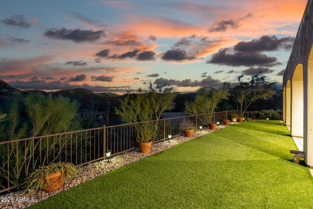 18685 E AGUA Vista, Black Canyon City, AZ 85324