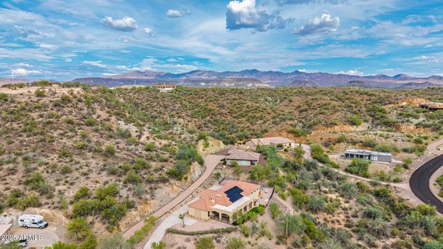 18685 E AGUA Vista, Black Canyon City, AZ 85324