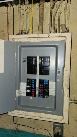 7 Hull Park, Batavia City, NY 14020