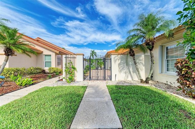 4728 PERIDIA BOULEVARD E, Bradenton, FL 34203