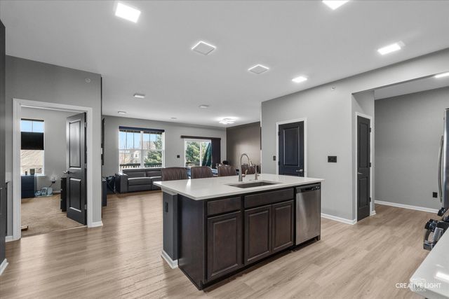 1320 Hawk Hollow Drive, Yorkville, IL 60560