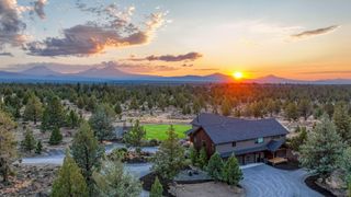 17644 Cascade Estates Drive, Bend, OR 97703