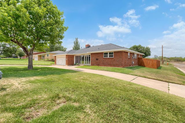 429 MESQUITE Avenue, Amarillo, TX 79108