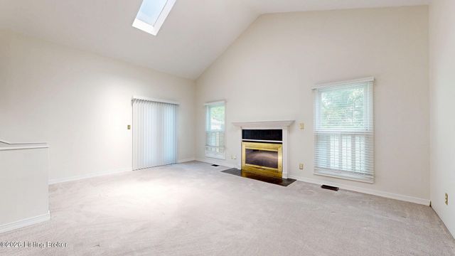 3806 Napanee Rd, Louisville, KY 40207