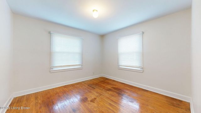 3806 Napanee Rd, Louisville, KY 40207