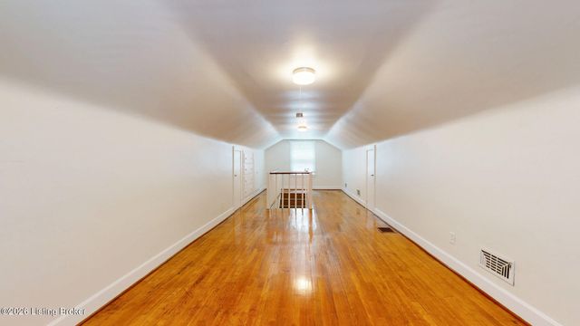 3806 Napanee Rd, Louisville, KY 40207