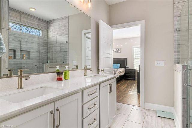 1727 Eastover Drive, Kernersville, NC 27284