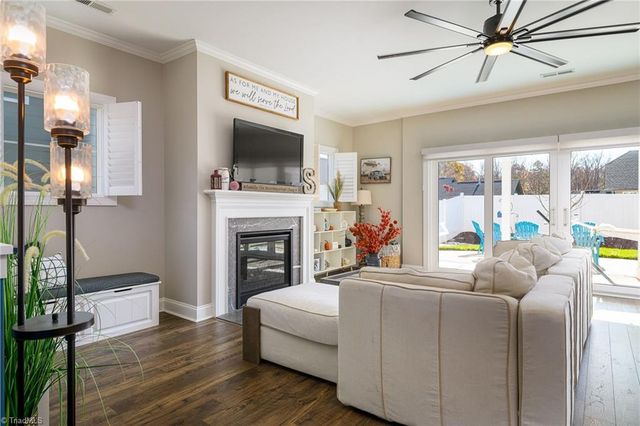 1727 Eastover Drive, Kernersville, NC 27284