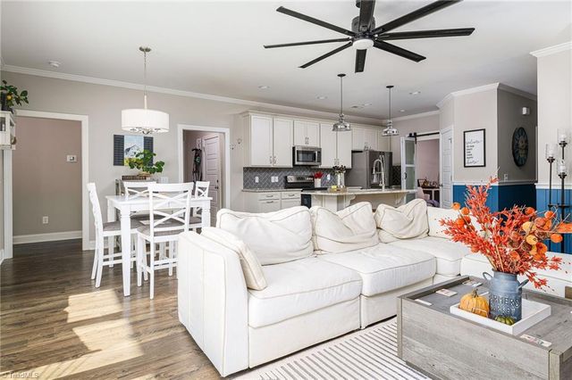 1727 Eastover Drive, Kernersville, NC 27284