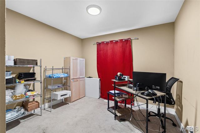 1198 Soria Street, St Louis, MO 63138