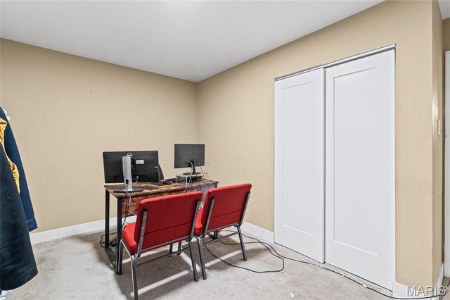 1198 Soria Street, St Louis, MO 63138