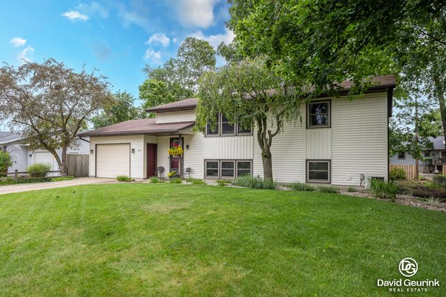 325 N Lindy Street, Holland Twp, MI 49464