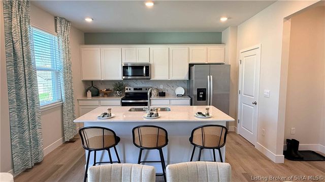 3492 Noah Trail, Jeffersonville, IN 47130