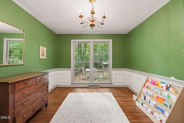 8804 N View Court, Raleigh, NC 27613