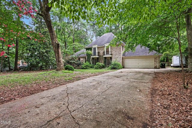 8804 N View Court, Raleigh, NC 27613