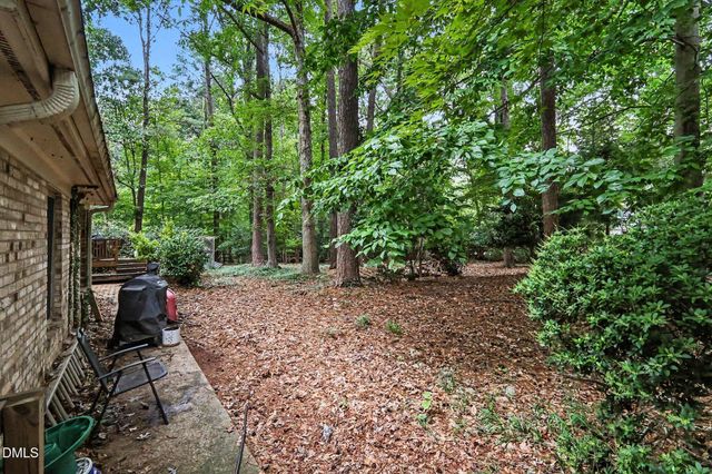 8804 N View Court, Raleigh, NC 27613