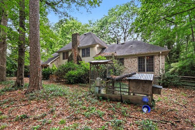 8804 N View Court, Raleigh, NC 27613