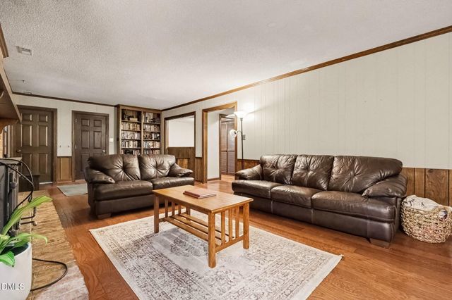 8804 N View Court, Raleigh, NC 27613