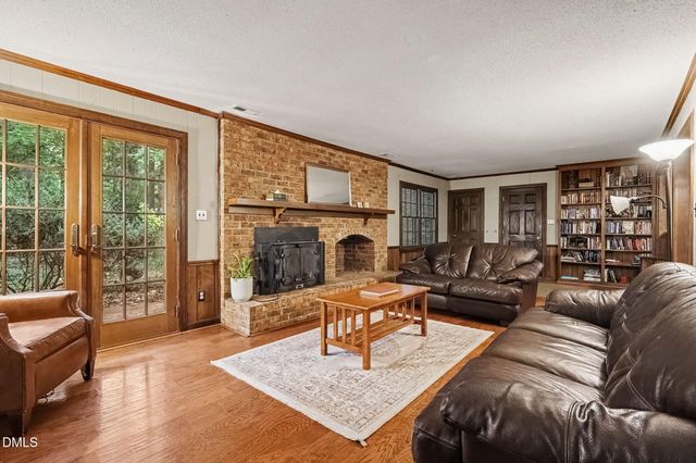 8804 N View Court, Raleigh, NC 27613