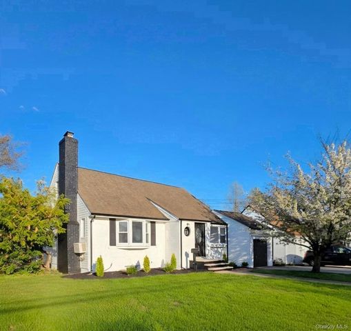 1515 Paul Street, Baldwin, NY 11510